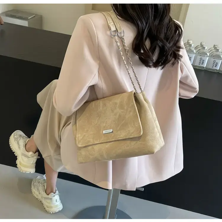 Grey Chain Shoulder Bag for Women Summer — feature 13