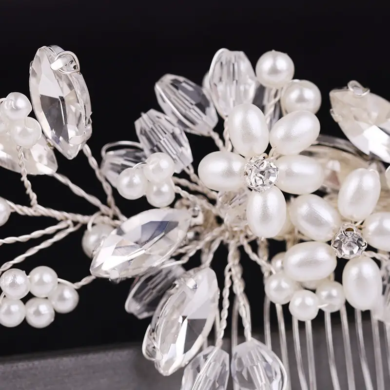 Pearl & Crystal Hair Comb for Bridal Makeup — feature 10