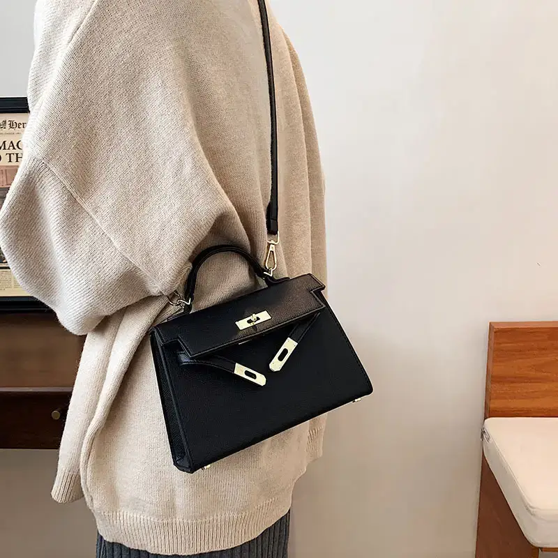 Women's Beige Leather Shoulder Bag with Gold Plated Hardware — feature 30