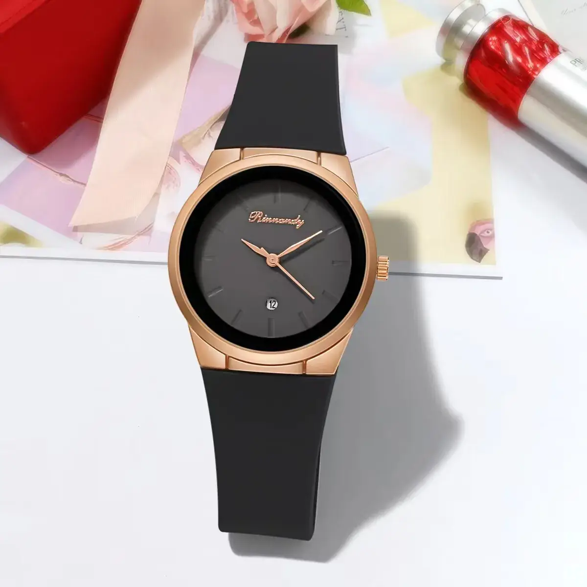 Red Silicone Belt Women's Quartz Watch Round Dial - Image 2