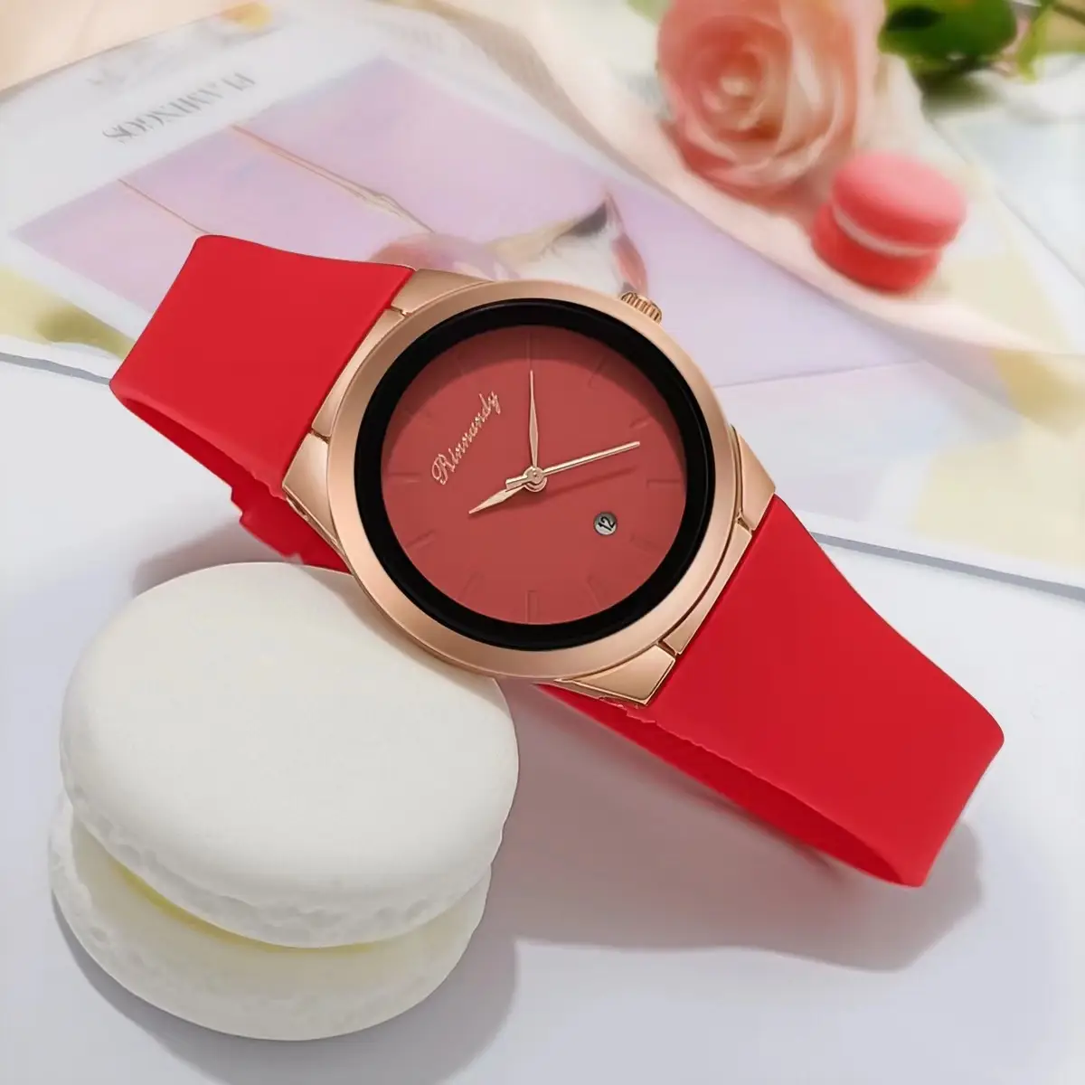 Red Silicone Belt Women's Quartz Watch Round Dial — feature 3