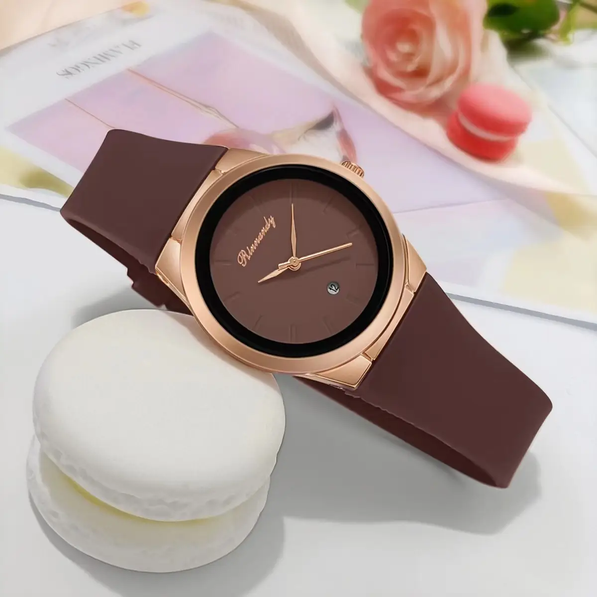 Red Silicone Belt Women's Quartz Watch Round Dial — feature 6