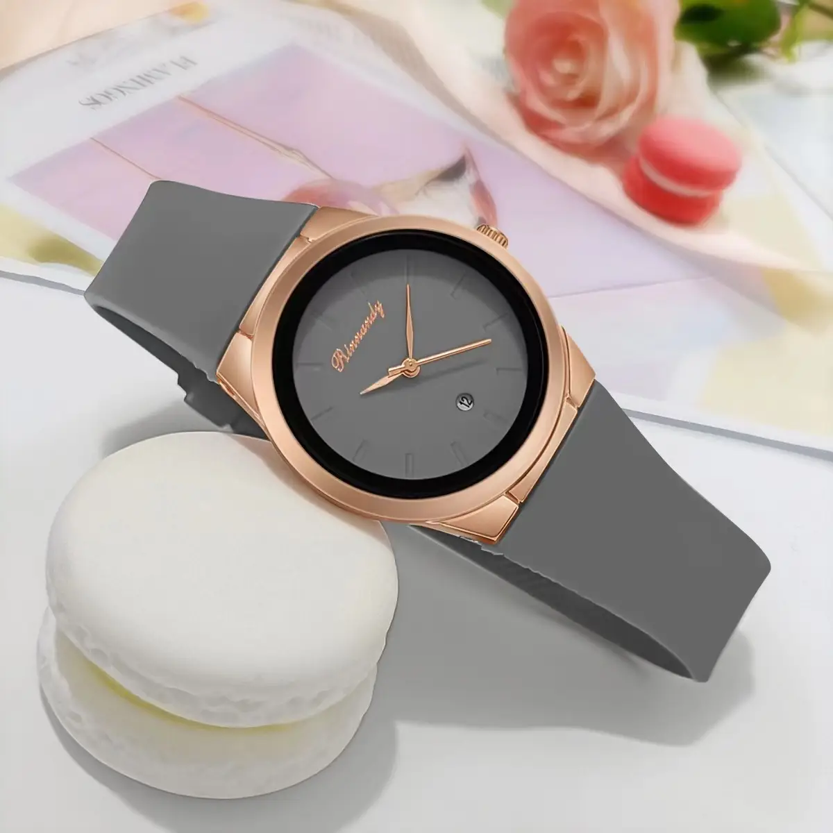 Red Silicone Belt Women's Quartz Watch Round Dial — feature 7