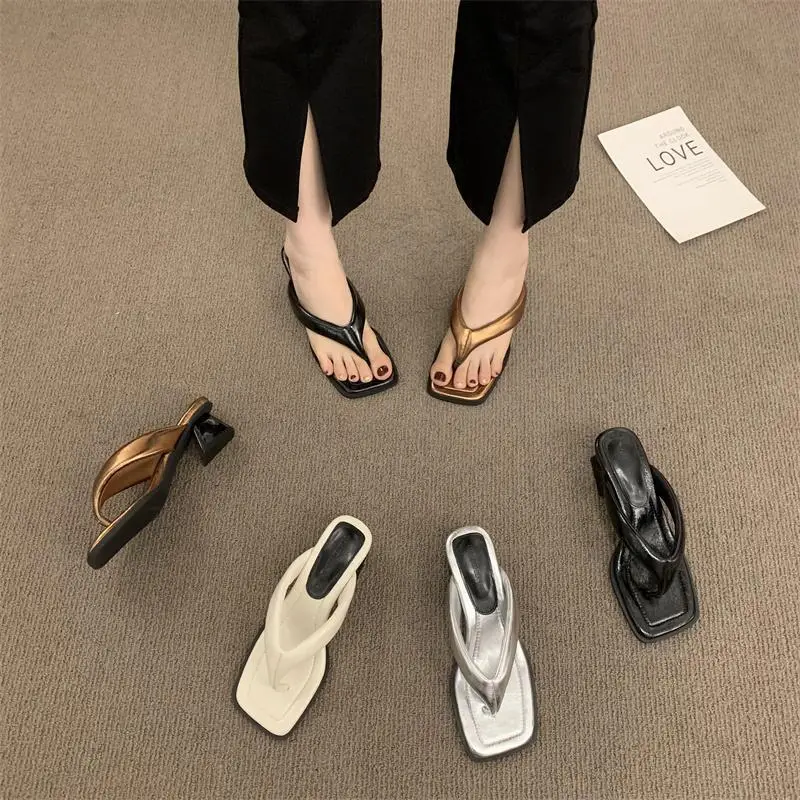 2025 Women's Black Heel Sandals Large White — feature 10