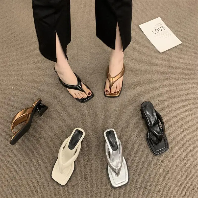 2025 Women's Black Heel Sandals Large White — feature 15