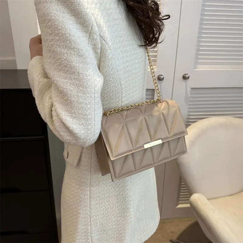 White Quilted Chain Bag for Women 2025