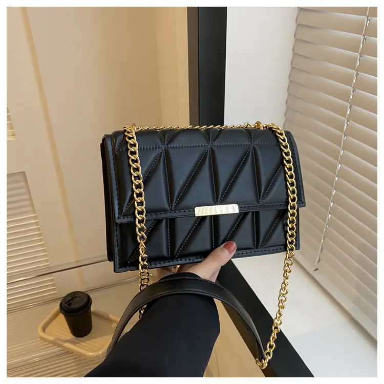White Quilted Chain Bag for Women 2025 — feature 19