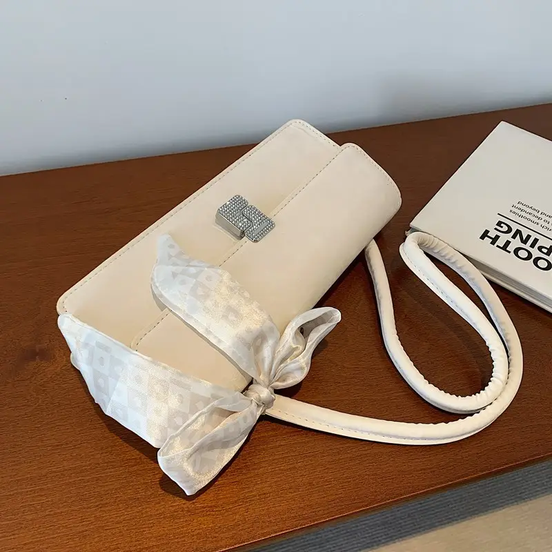Black French Style Shoulder Bag with Bow — feature 20