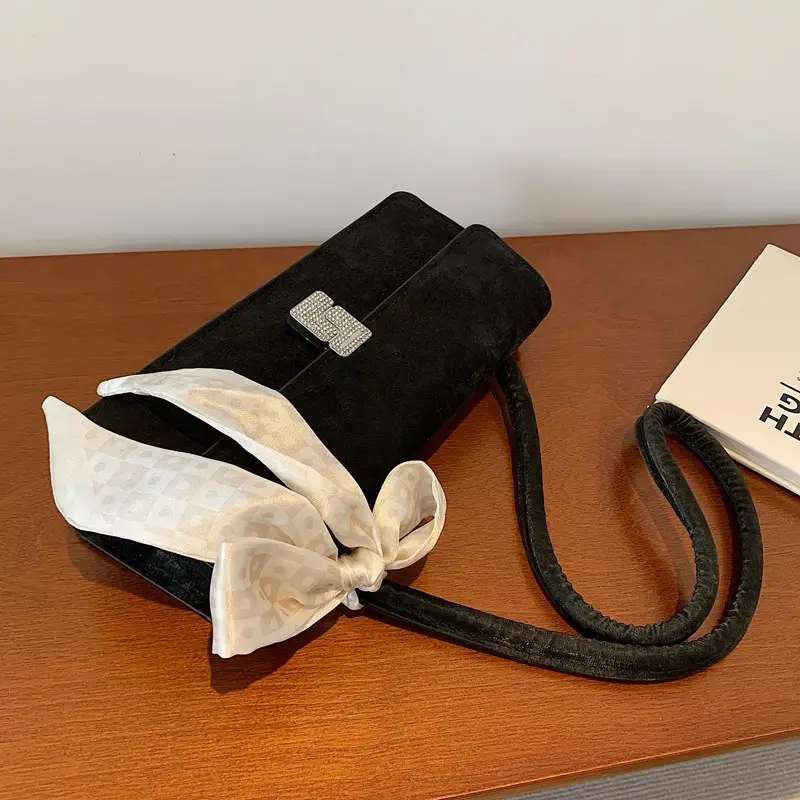 Black French Style Shoulder Bag with Bow — feature 21