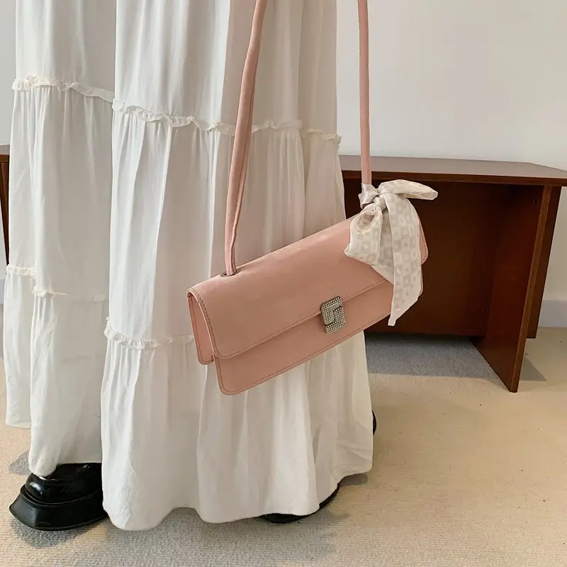 Black French Style Shoulder Bag with Bow — feature 23