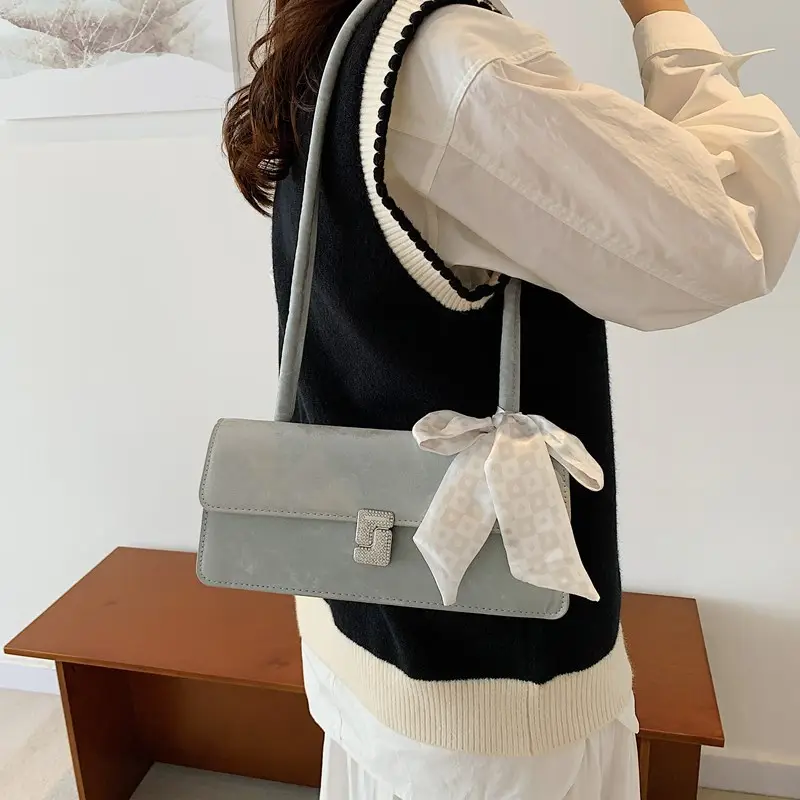 Black French Style Shoulder Bag with Bow — feature 28