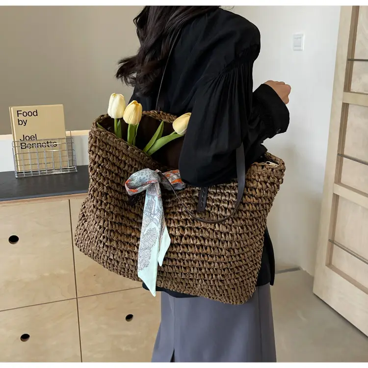 Women's Straw Woven Shoulder Bag for Summer Beach Vacation — feature 17