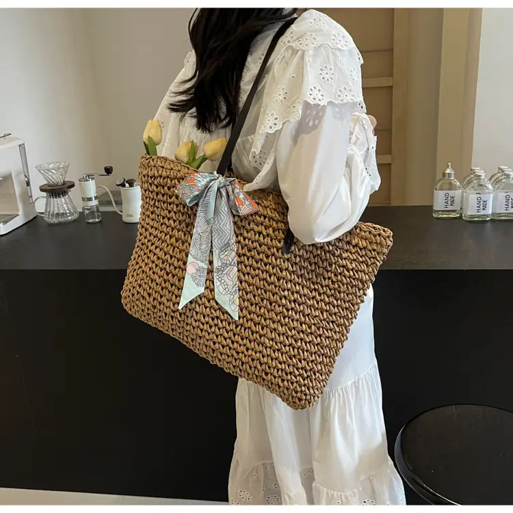 Women's Straw Woven Shoulder Bag for Summer Beach Vacation — feature 8