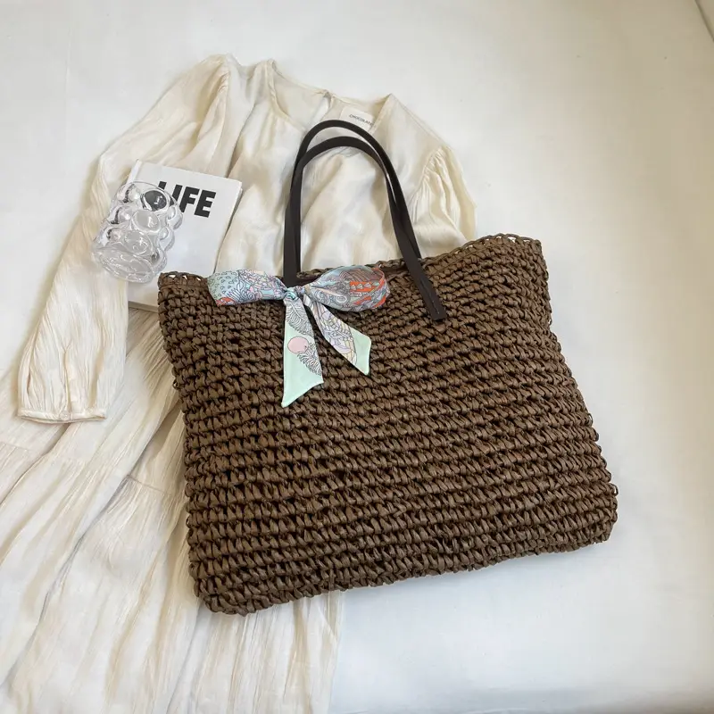Women's Straw Woven Shoulder Bag for Summer Beach Vacation