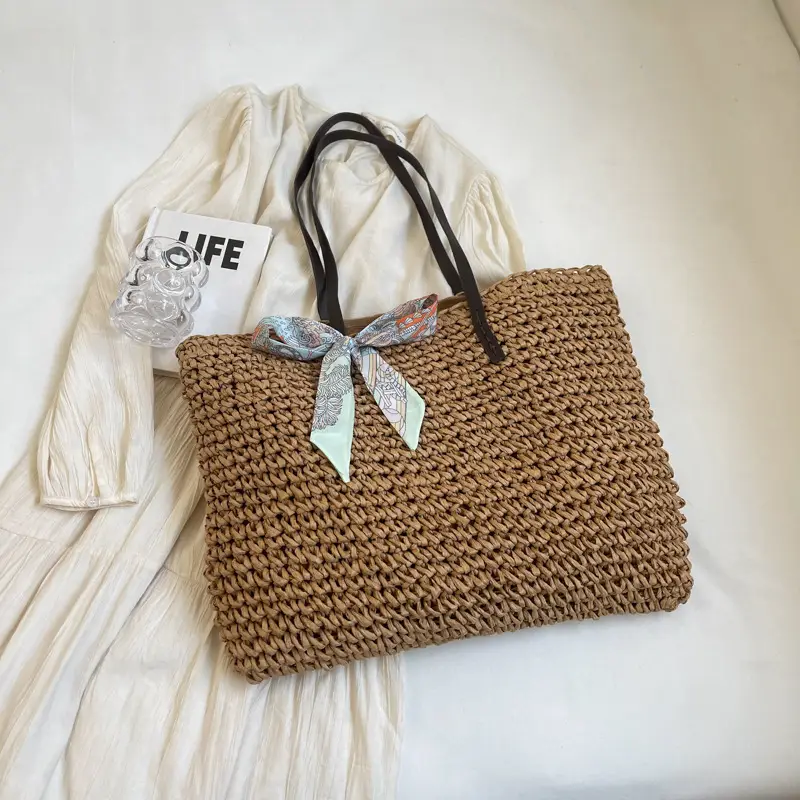 Women's Straw Woven Shoulder Bag for Summer Beach Vacation
