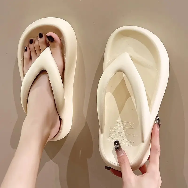 Women's Summer 2025 New Heightening Non-Slip Outer Wear Seaside Beach Slippers for Women