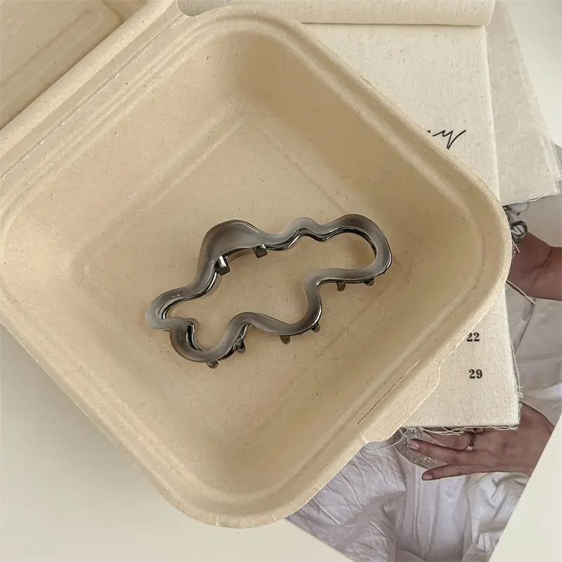2024 U-shaped Hair Clip for Women Large Volume High-end Shark Clip - Image 12