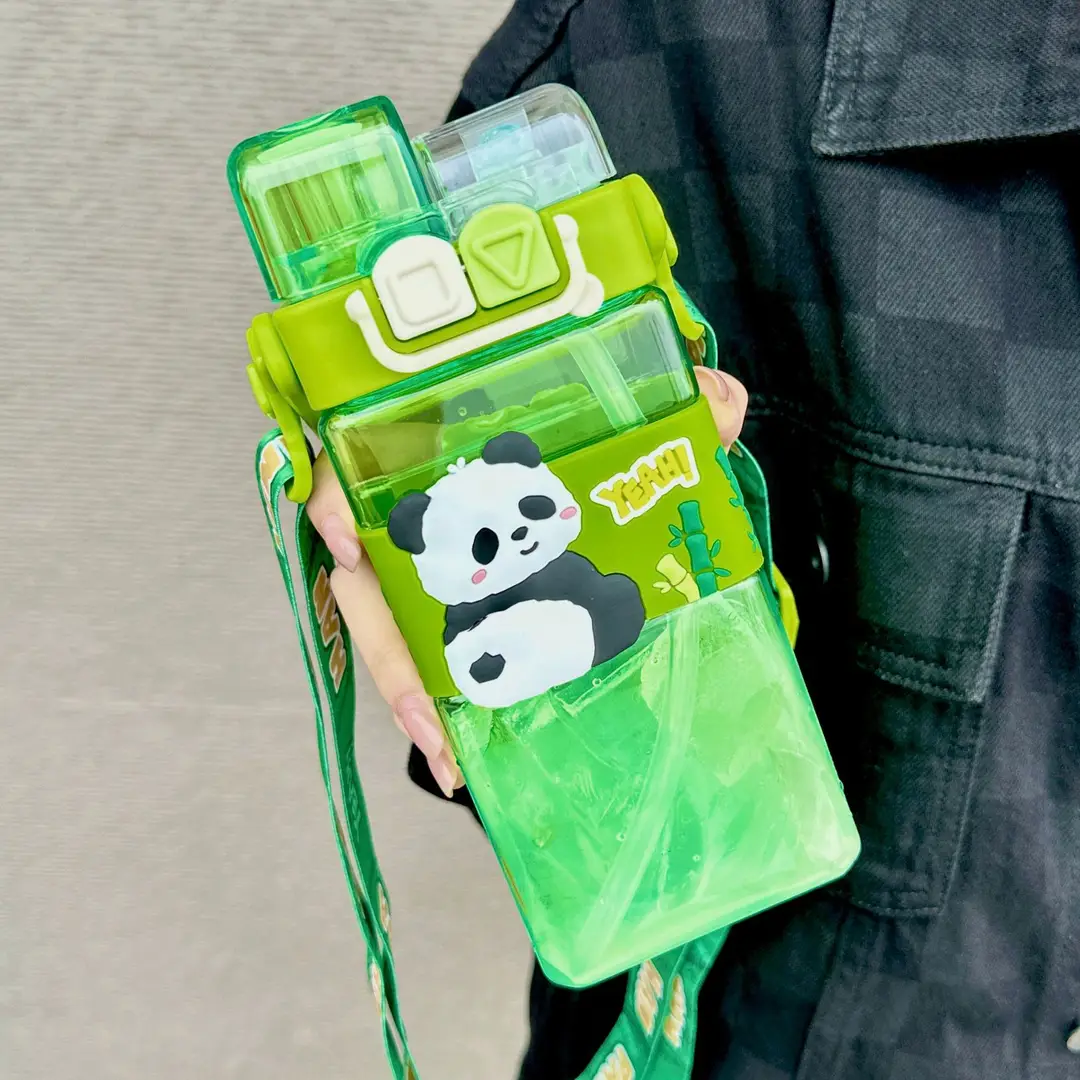 Cartoon Cute Plastic Cup Student Sports Water Bottle Large Capacity Straw Cup Girls Portable Double Drinking Wholesale Water Cup
