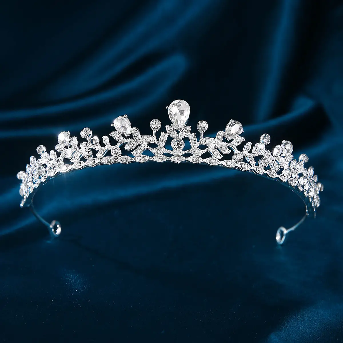 Crystal Queen Hairband for Weddings Brides Crown — feature 9