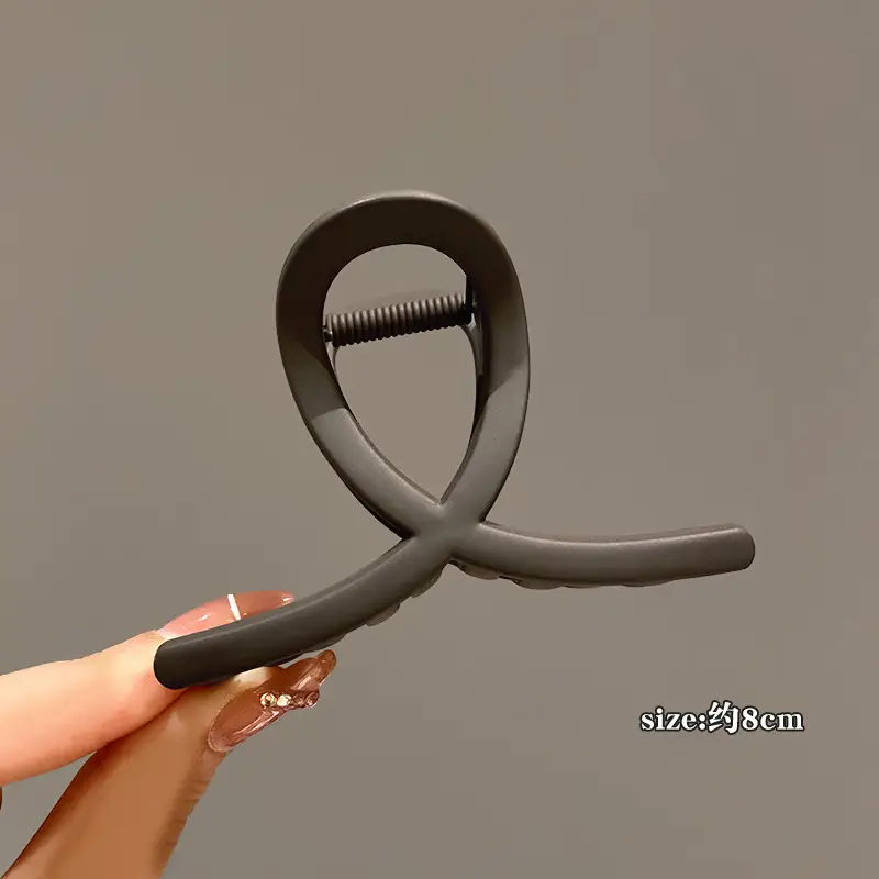Women's Hair Clip Medium Size 2024 New - Image 2