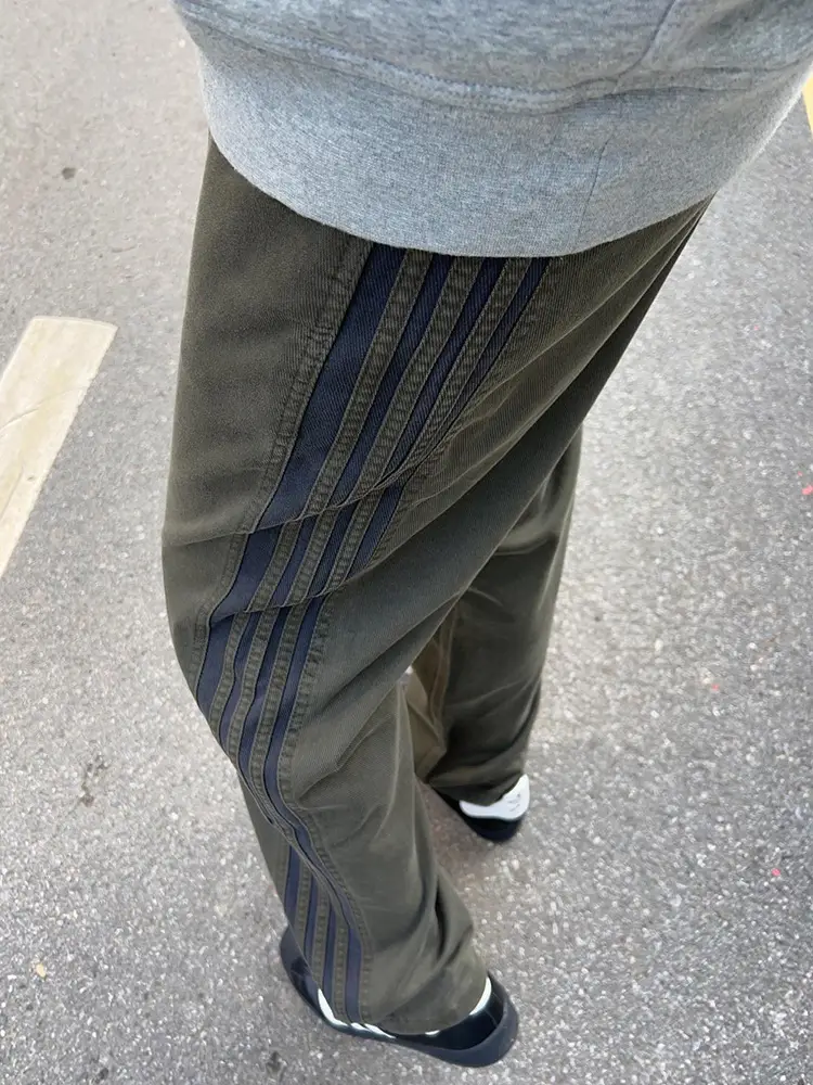 Men's Cleanfit Army Green Striped Knee-Length Trousers — feature 5