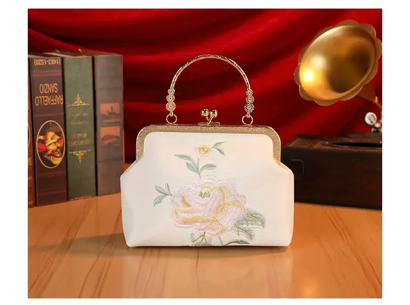 New Chinese Style Embroidered Women's Bag Small Square Bridesmaid Handbag — feature 5