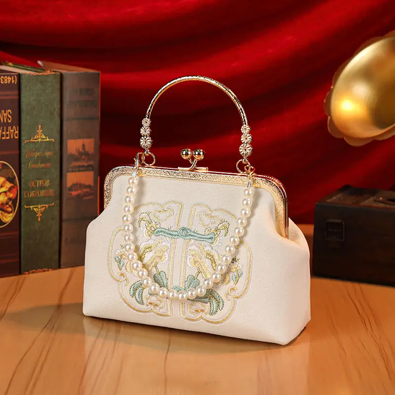 New Chinese Style Embroidered Women's Bag Small Square Bridesmaid Handbag - Image 2