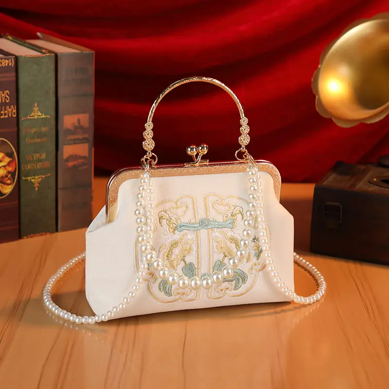 New Chinese Style Embroidered Women's Bag Small Square Bridesmaid Handbag - Image 4