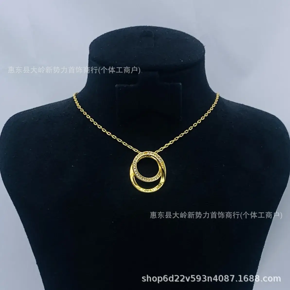 Gold Rhinestone Necklace Set for Women Simple Design - Image 7