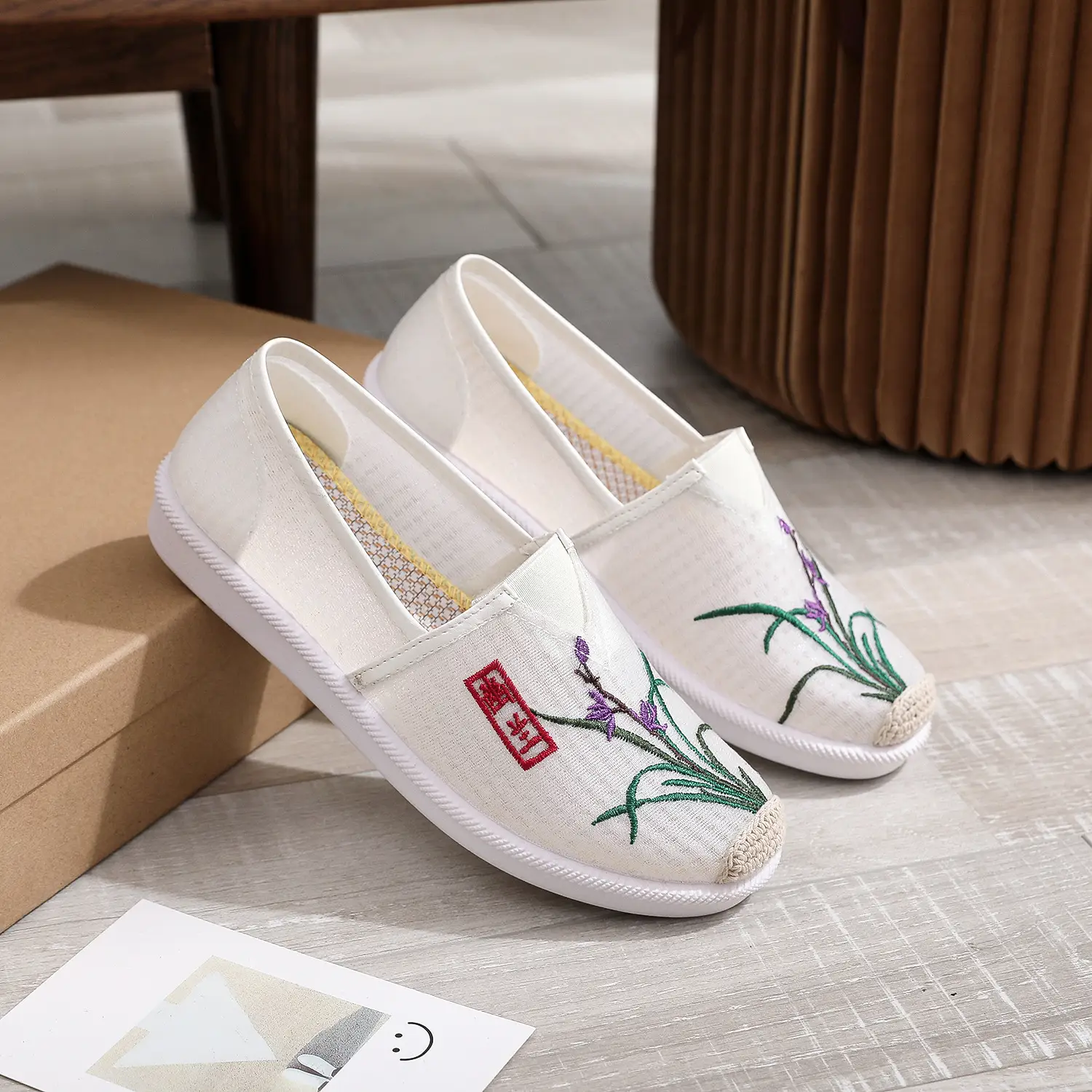 Women Embroidered Mesh Slip-On Shoes Plum Orchid Bamboo Chrysanthemum