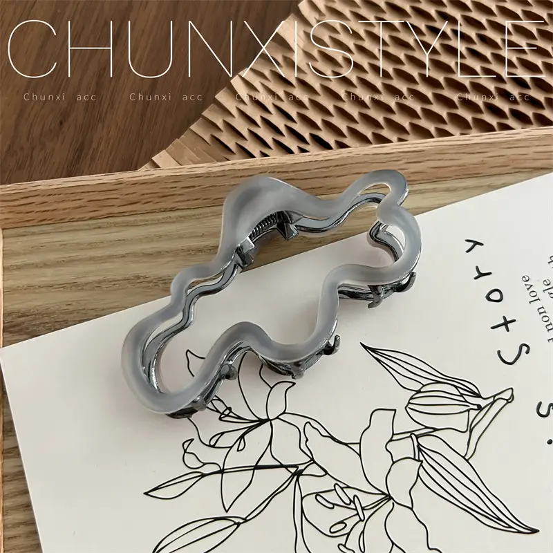 Women's Acetic Acid Hairpin Clip with Blue Shark Design - Image 12