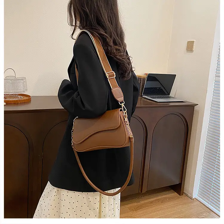 Elegant French Niche Brown Women's Crossbody Bag — feature 18