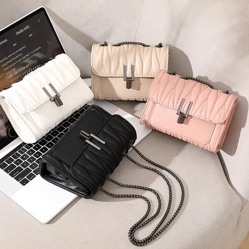 Black Chain Lock Crossbody Bag for Women - Image 5