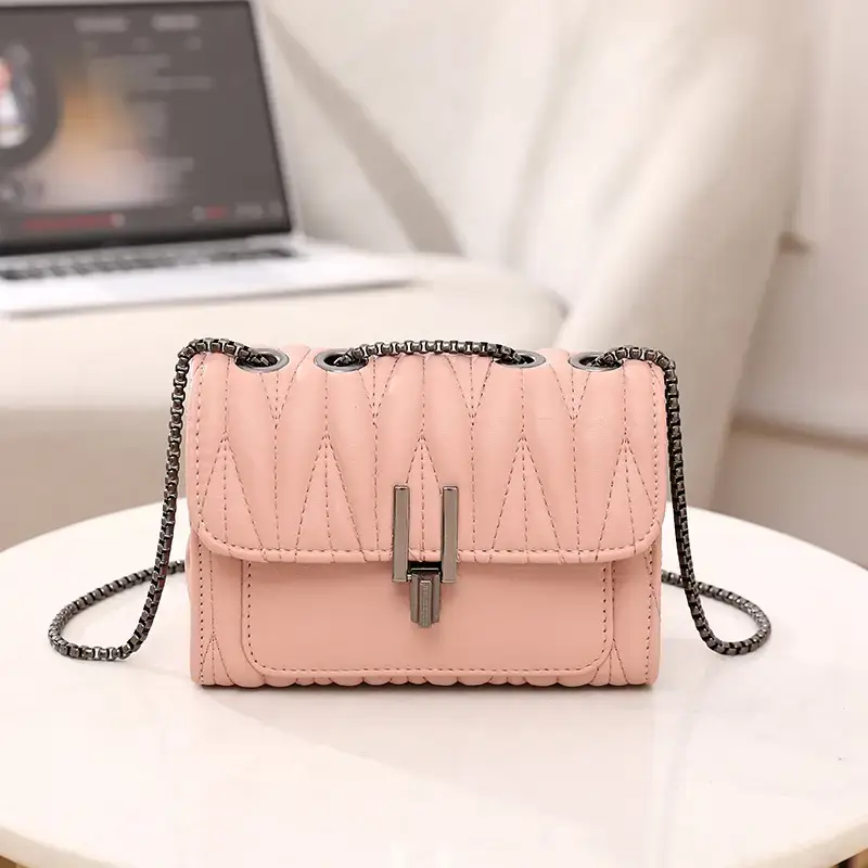 Black Chain Lock Crossbody Bag for Women - Image 3