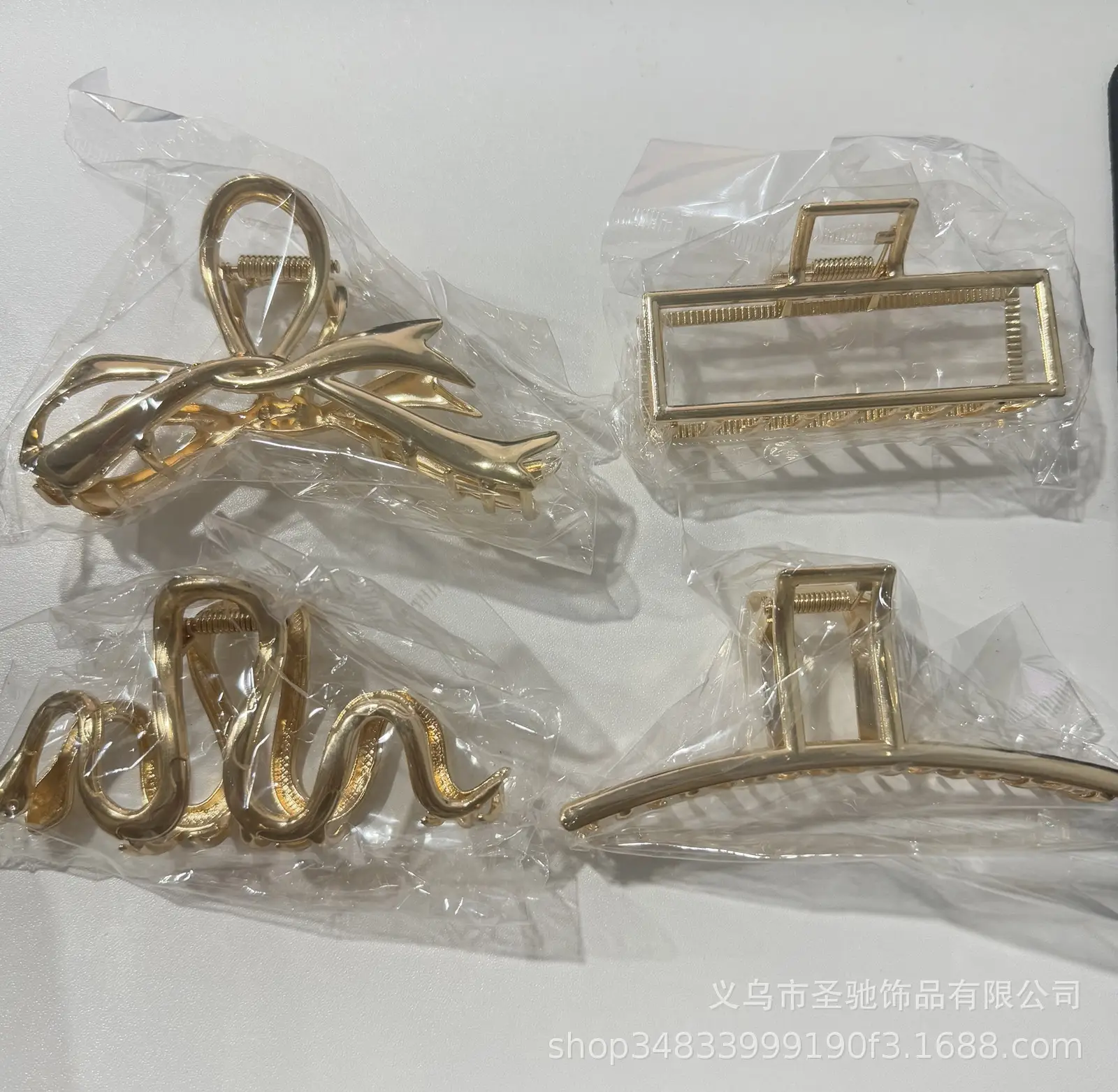 Summer Metal Hairpin Clip for Women with Sparkle Design - Image 46