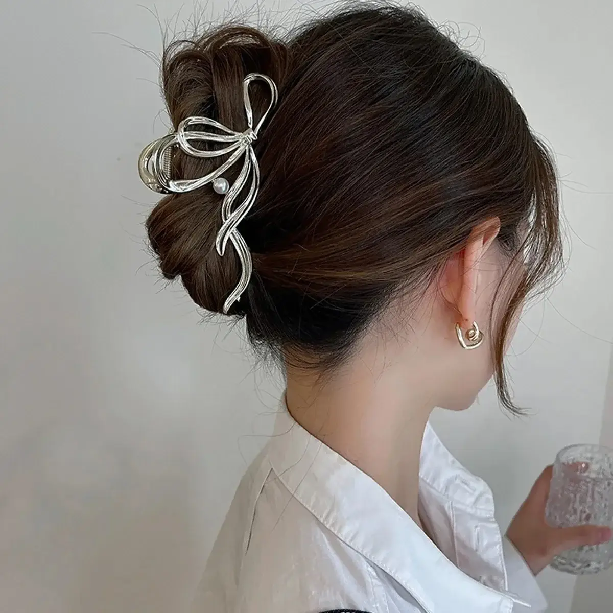 Summer Metal Hairpin Clip for Women with Sparkle Design - Image 13