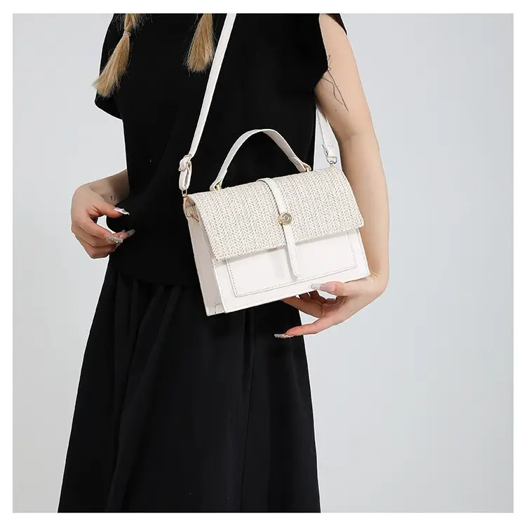Women's White Contrast Straw Shoulder Bag Mori Niche Design - Image 9