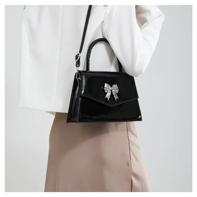 White Patent Leather Bow Shoulder Bag for Women