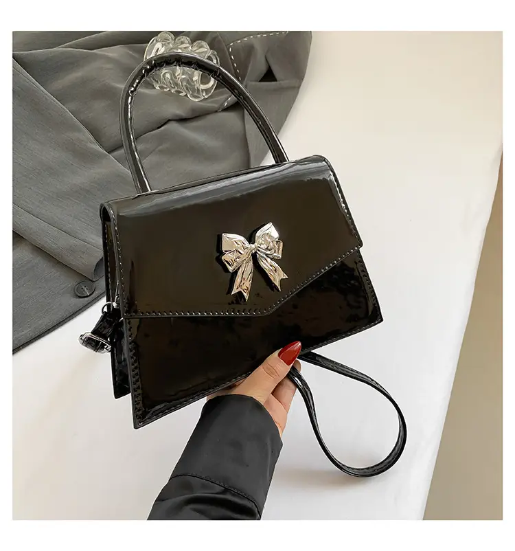 White Patent Leather Bow Shoulder Bag for Women