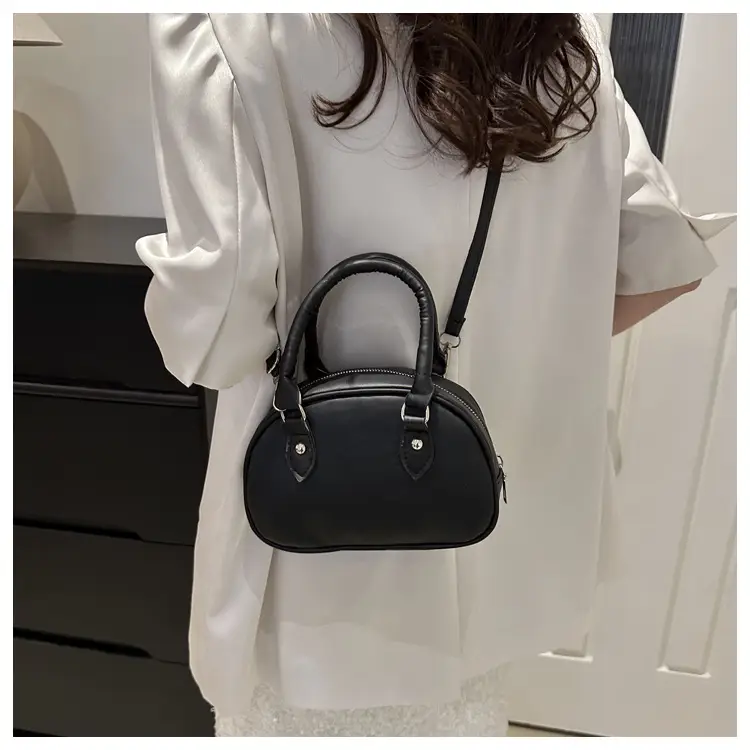 Vintage Niche Design Brown Shoulder Crossbody Bag Women Spring Summer 2024 — feature 19