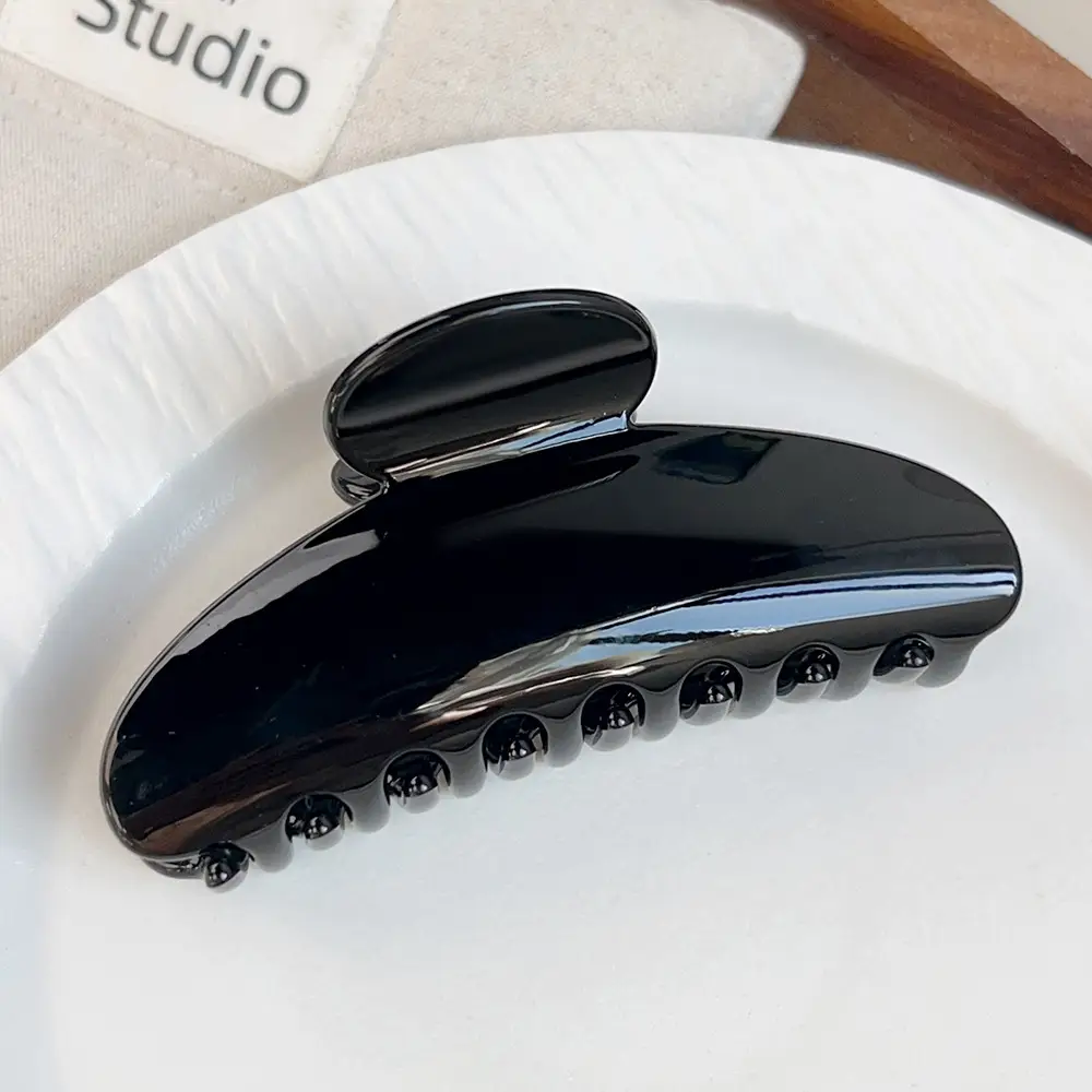 Korean Style Shark Clip for Women with Pearl Beads - Image 3