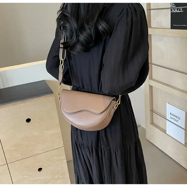 Black Leather Shoulder Crossbody Bag with Gold Hardware — feature 18
