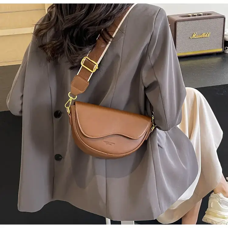Black Leather Shoulder Crossbody Bag with Gold Hardware — feature 32