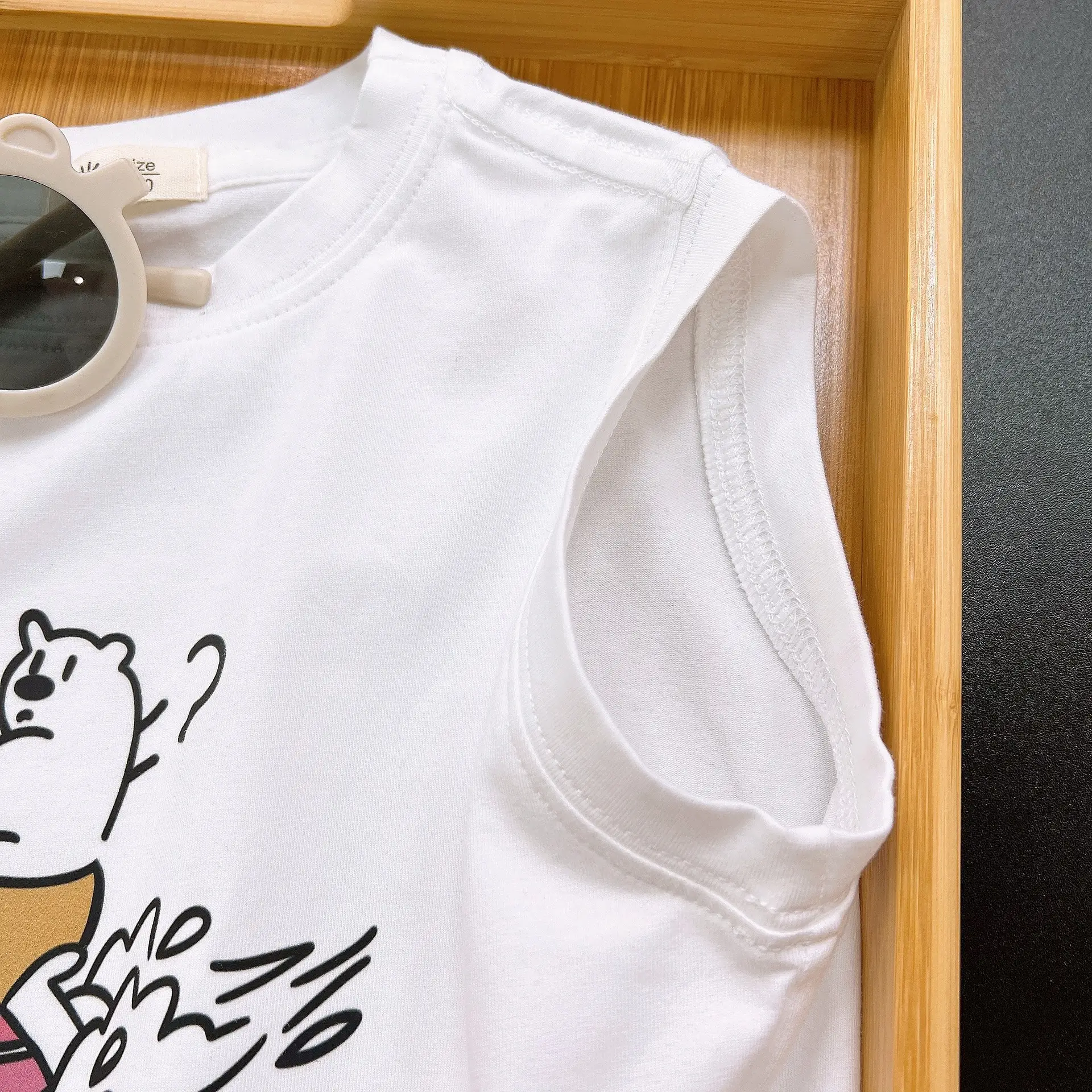 Boys Cotton V-Neck Sleeveless T-Shirt Gray Cartoon Print — feature 5