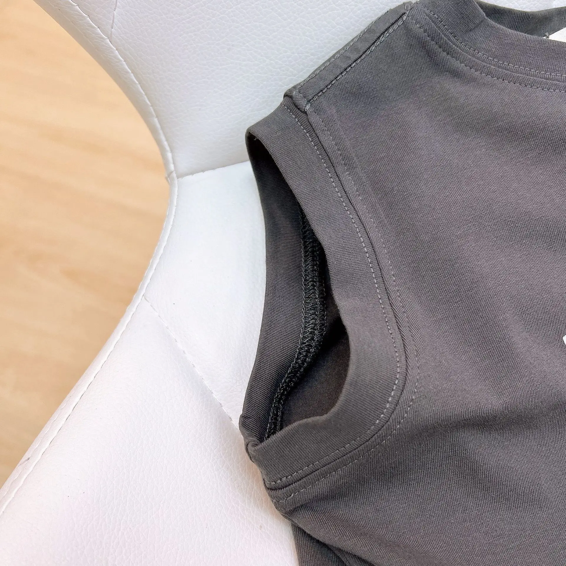 Boys Cotton V-Neck Sleeveless T-Shirt Gray Cartoon Print — feature 9