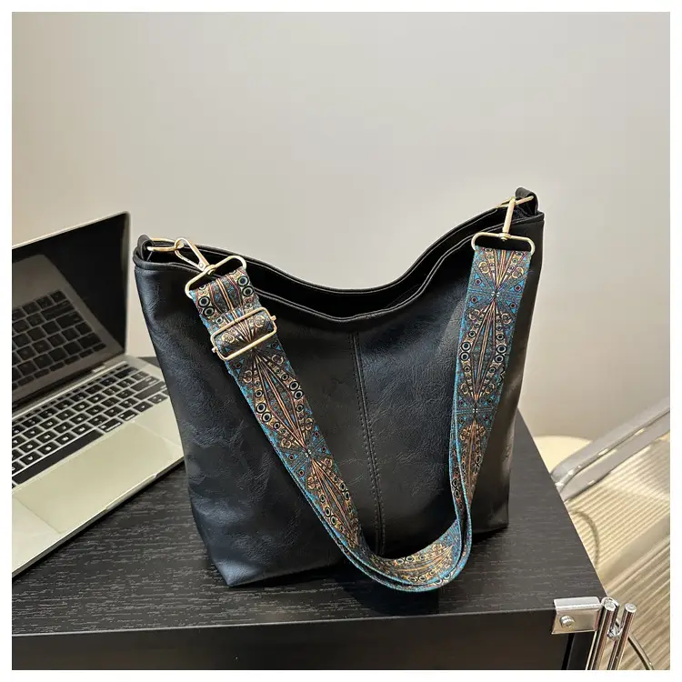 Women's Black Textured Shoulder Crossbody Tote Bag Large Capacity — feature 12