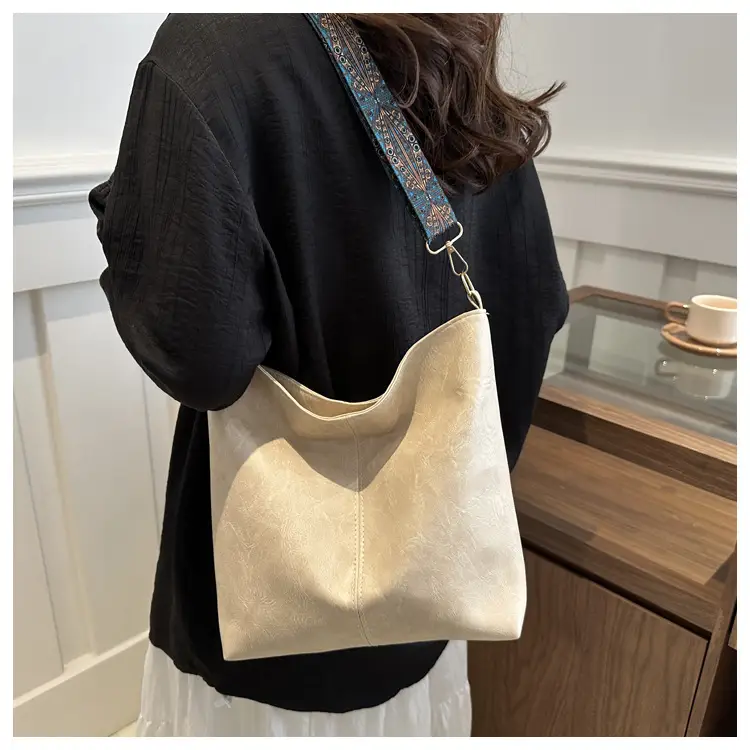 Women's Black Textured Shoulder Crossbody Tote Bag Large Capacity — feature 15