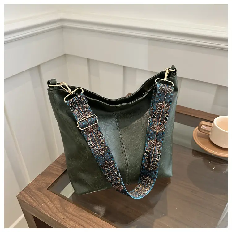 Women's Black Textured Shoulder Crossbody Tote Bag Large Capacity - Image 2