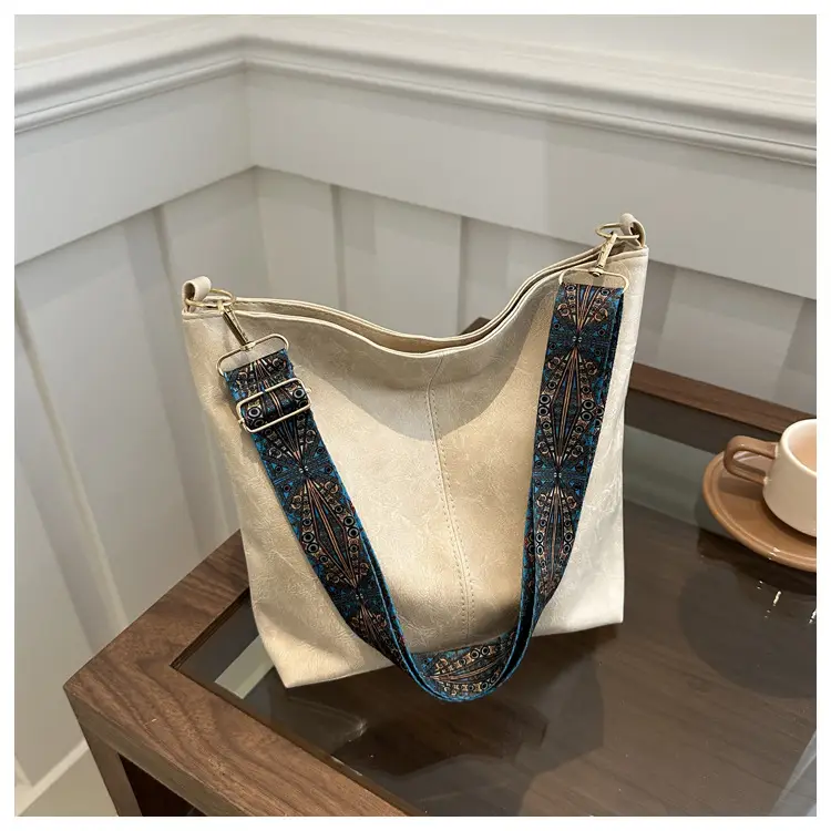 Women's Black Textured Shoulder Crossbody Tote Bag Large Capacity - Image 5