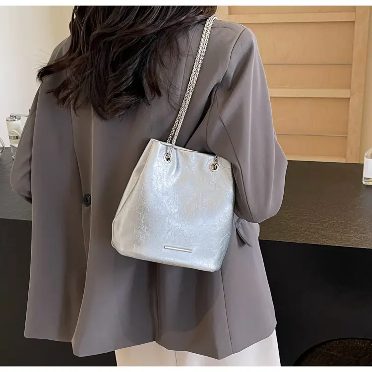 Black Chain Bucket Bag for Women 2024 — feature 20